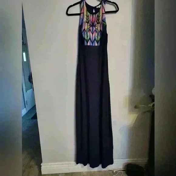 Tart Alycia Maxi Dress-size small - Picture 3 of 3